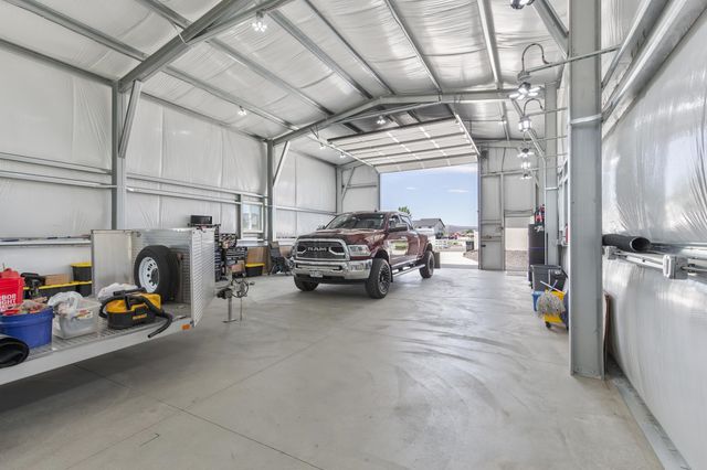 982 FARM HOUSE ROAD, Grand Junction, CO 81505