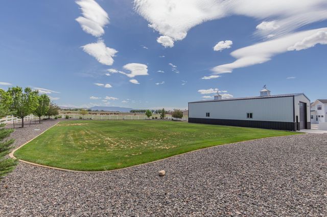 982 FARM HOUSE ROAD, Grand Junction, CO 81505