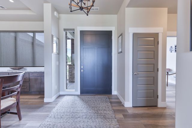 982 FARM HOUSE ROAD, Grand Junction, CO 81505