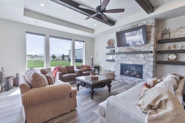 982 FARM HOUSE ROAD, Grand Junction, CO 81505