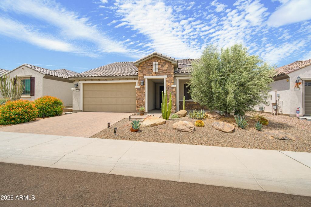 26186 W KRISTAL Way, Buckeye, AZ 85396 — photo 2