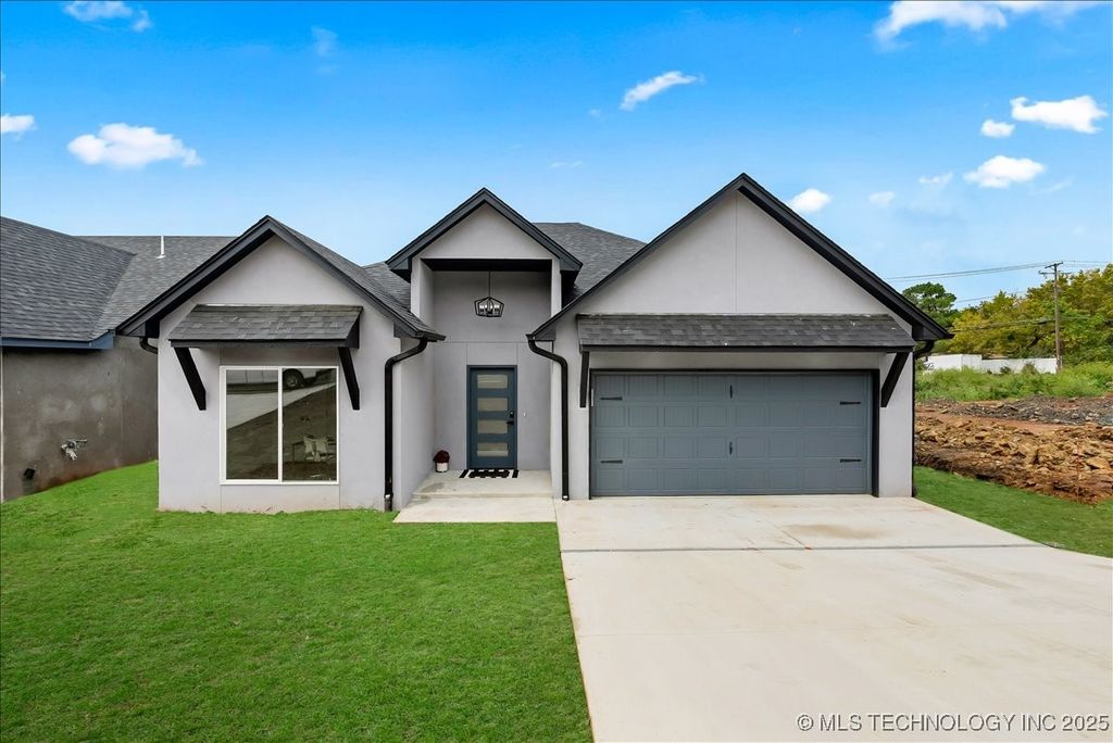 716 N 10th Street, Sapulpa, OK 74066