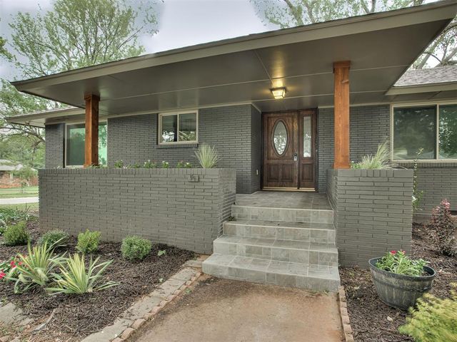 824 N Main Street, Blanchard, OK 73010