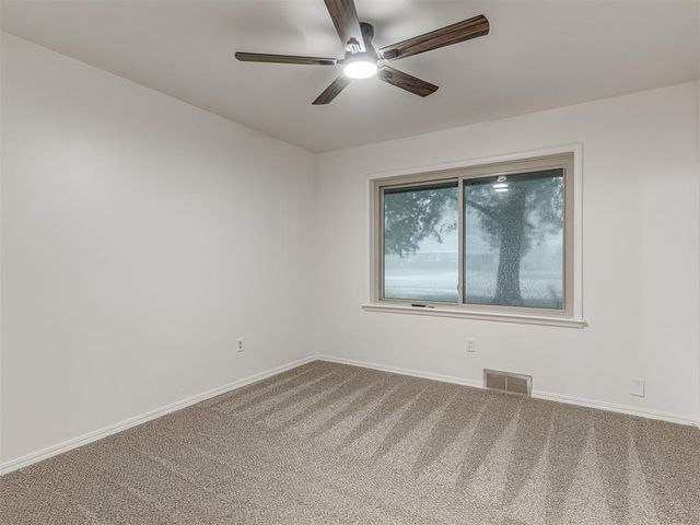 824 N Main Street, Blanchard, OK 73010