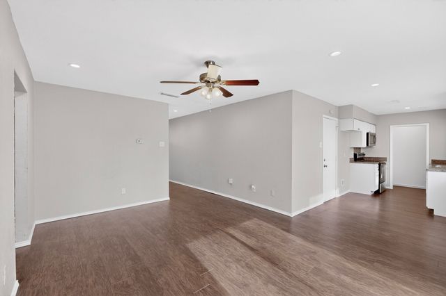 1200 Ridgewood Lane, Hutchins, TX 75141