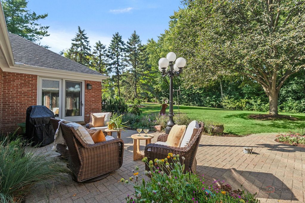 79 Mark Drive, Hawthorn Woods, IL 60047 — photo 5