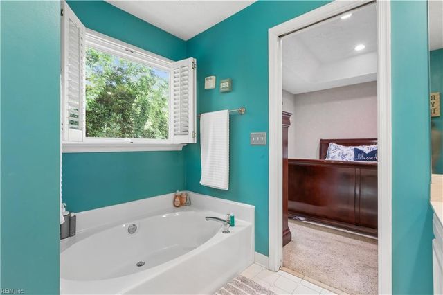 7534 Tyndall DR, Gloucester Point, VA 23062