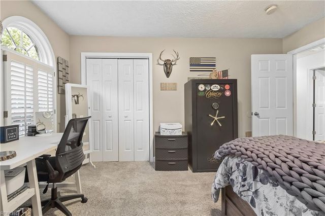 7534 Tyndall DR, Gloucester Point, VA 23062