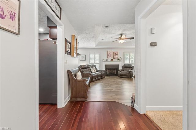 7534 Tyndall DR, Gloucester Point, VA 23062