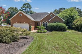 7534 Tyndall DR, Gloucester Point, VA 23062