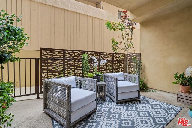 12021 Guerin Street 102, Studio City (los Angeles), CA 91604