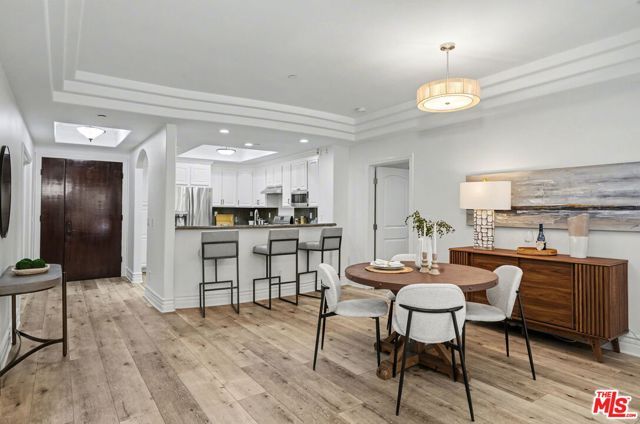 12021 Guerin Street 102, Studio City (los Angeles), CA 91604