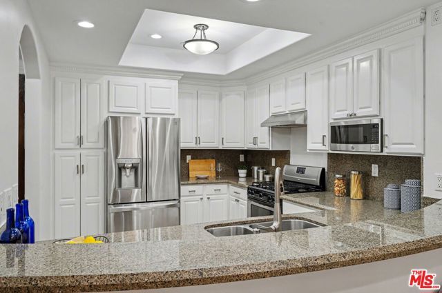 12021 Guerin Street 102, Studio City (los Angeles), CA 91604