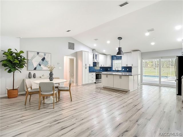 884 W Massachusetts Street, Hernando, FL 34442