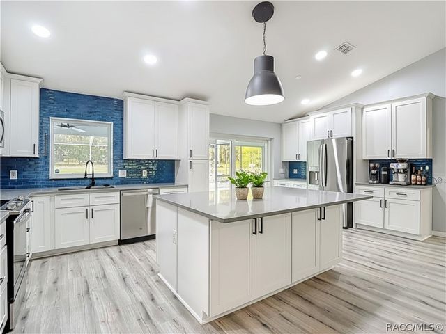 884 W Massachusetts Street, Hernando, FL 34442