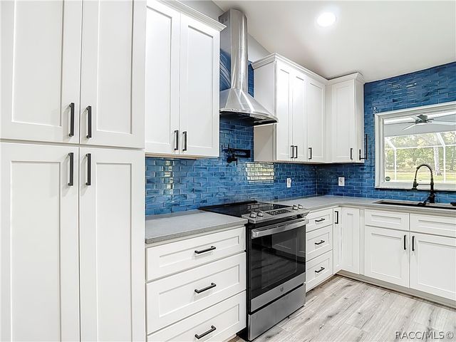 884 W Massachusetts Street, Hernando, FL 34442