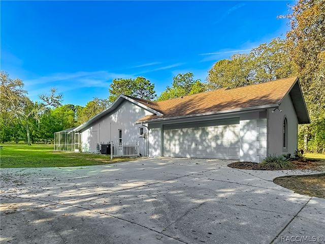 884 W Massachusetts Street, Hernando, FL 34442