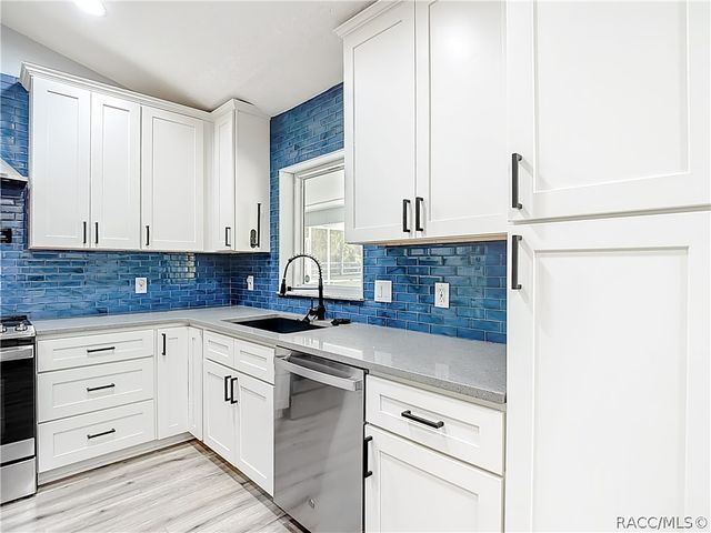 884 W Massachusetts Street, Hernando, FL 34442