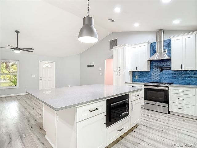 884 W Massachusetts Street, Hernando, FL 34442