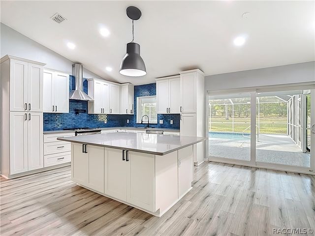 884 W Massachusetts Street, Hernando, FL 34442