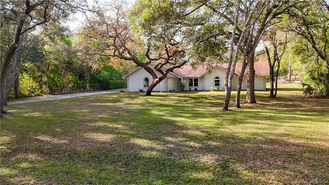 884 W Massachusetts Street, Hernando, FL 34442