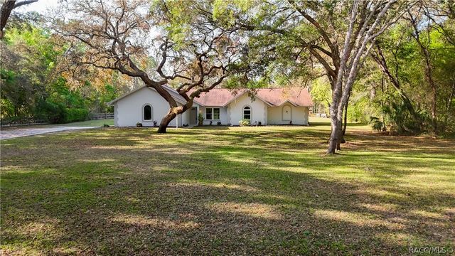 884 W Massachusetts Street, Hernando, FL 34442