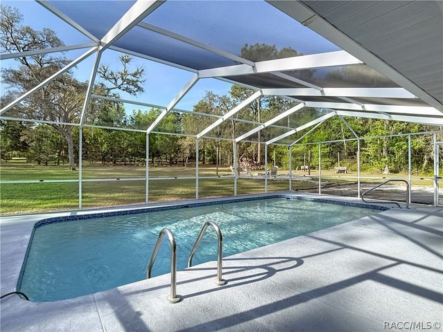 884 W Massachusetts Street, Hernando, FL 34442