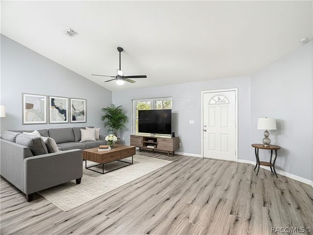 884 W Massachusetts Street, Hernando, FL 34442