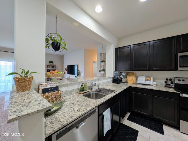 24458 W VERLEA Drive, Buckeye, AZ 85326