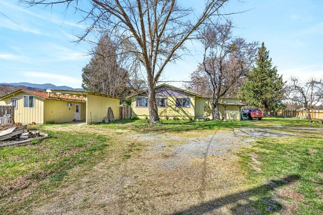 1971 Pioneer Road, Talent, OR 97540