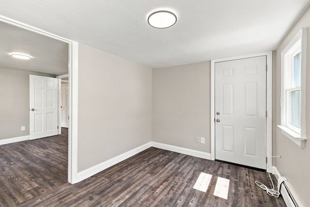 174,5 Lakeview Ave, Taunton, MA 02780