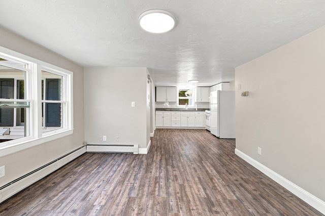 174,5 Lakeview Ave, Taunton, MA 02780
