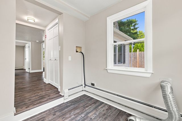 174,5 Lakeview Ave, Taunton, MA 02780