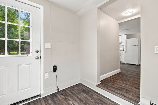 174,5 Lakeview Ave, Taunton, MA 02780