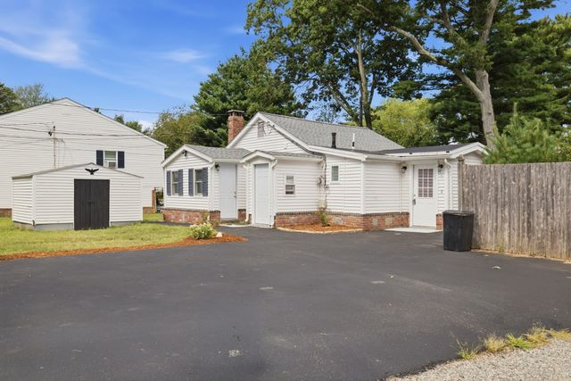 174,5 Lakeview Ave, Taunton, MA 02780