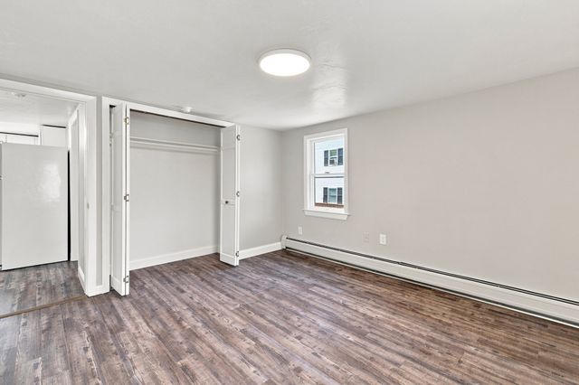 174,5 Lakeview Ave, Taunton, MA 02780