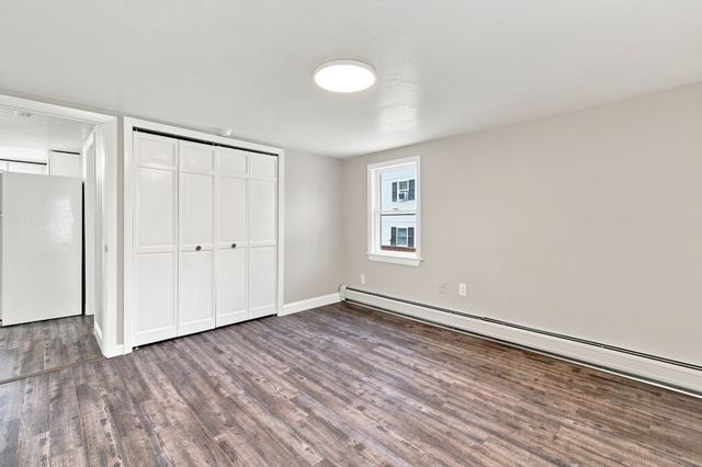 174,5 Lakeview Ave, Taunton, MA 02780