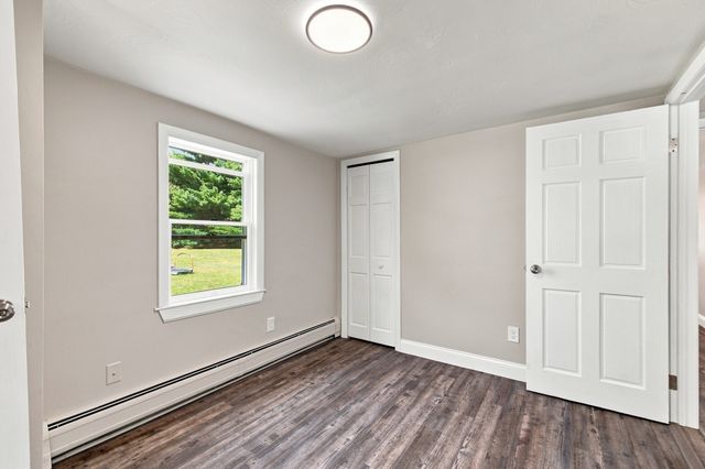 174,5 Lakeview Ave, Taunton, MA 02780