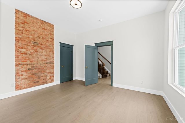 5702 Peabody Avenue, Cincinnati, OH 45227