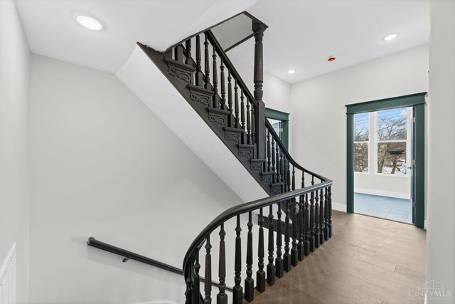 5702 Peabody Avenue, Cincinnati, OH 45227