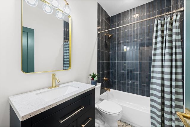 5702 Peabody Avenue, Cincinnati, OH 45227