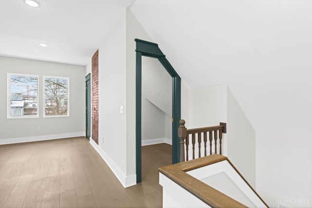 5702 Peabody Avenue, Cincinnati, OH 45227