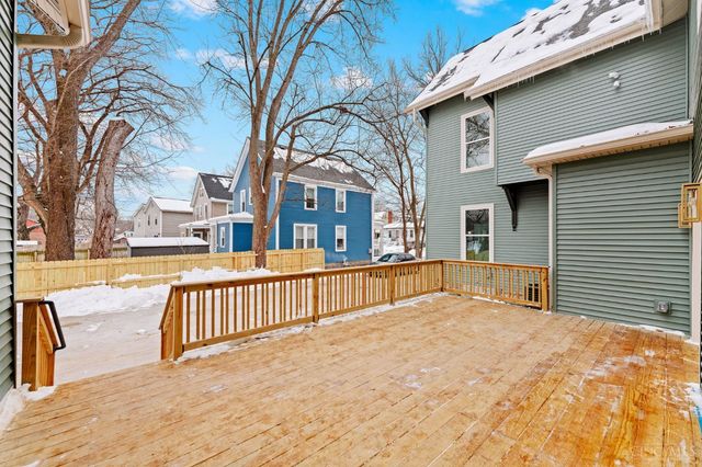 5702 Peabody Avenue, Cincinnati, OH 45227