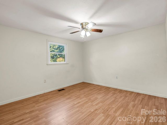 254 Oldcastle Lane 49, Forest City, NC 28043
