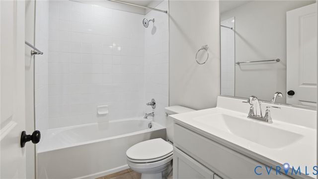 4893 Donner Ct, Quinton, VA 23141