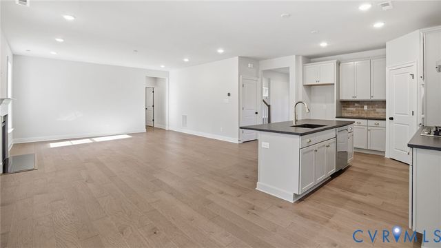 4893 Donner Ct, Quinton, VA 23141