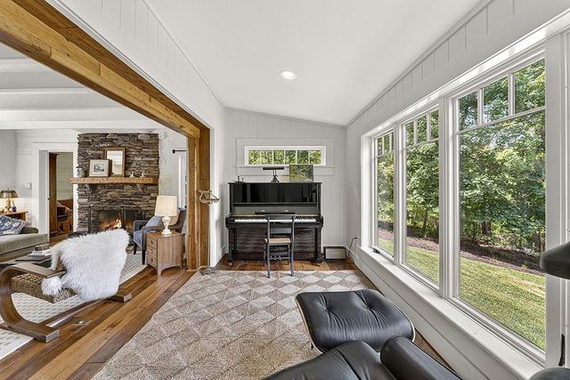 4439 OLD FORGE RD, Luray, VA 22835