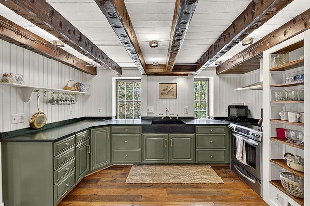 4439 OLD FORGE RD, Luray, VA 22835