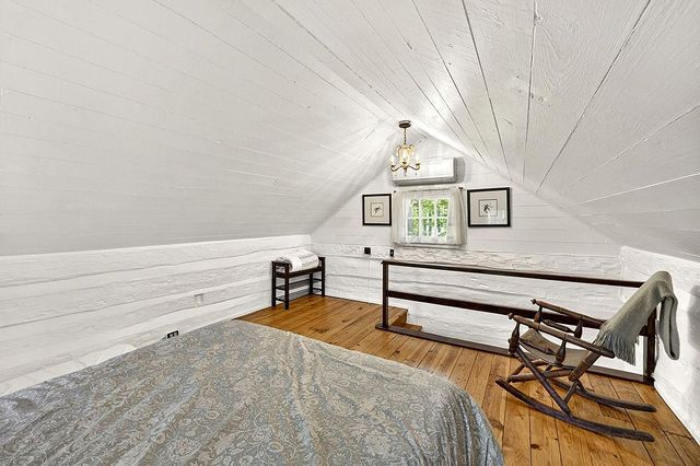 4439 OLD FORGE RD, Luray, VA 22835