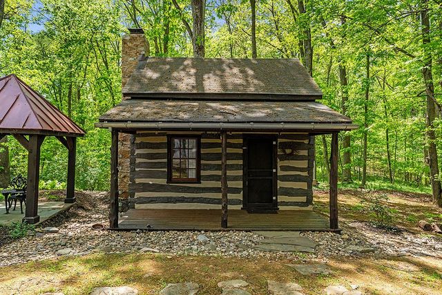 4439 OLD FORGE RD, Luray, VA 22835